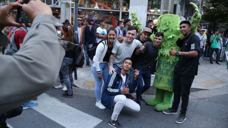 En Rosario la marcha fue de plaza San Martín hasta el Monumento.