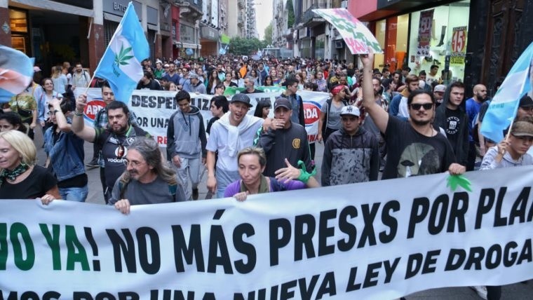 En Rosario la marcha fue de plaza San Martín hasta el Monumento.