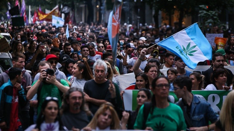 En Rosario la marcha fue de plaza San Martín hasta el Monumento.