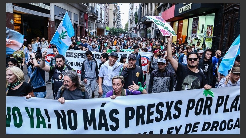 En Rosario la marcha fue de plaza San Martín hasta el Monumento.