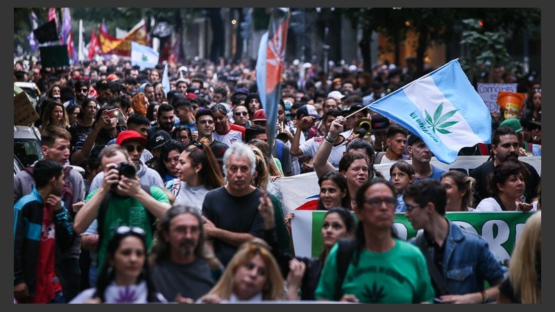 En Rosario la marcha fue de plaza San Martín hasta el Monumento.