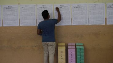 El conteo comenzó media hora después del cierre de las urnas.