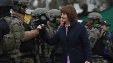 A Bullrich la vinculan a D'Alessio y encubrir al prefecto que mató a Rafael Nahuel.