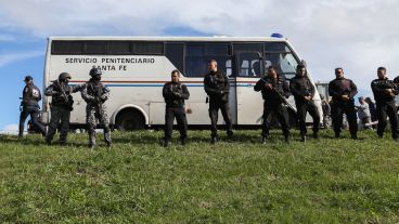 El ataque se produjo este miércoles al mediodía en el kilómetro 1,5 de la autopista.