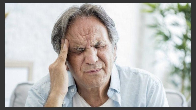 Si un paciente o sus familiares detectan uno de esos síntomas no se debe perder tiempo y se debe llamar a un servicio de emergencia.