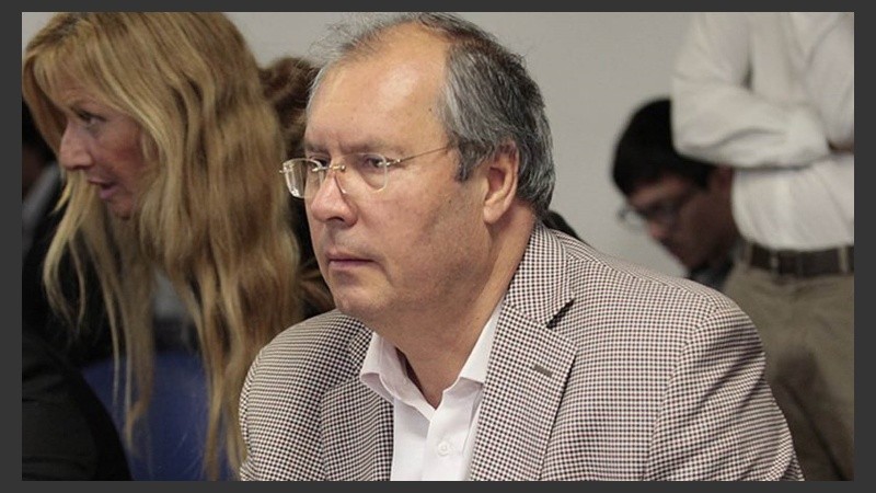 El diputado Héctor Olivares sigue muy grave tras la balacera. 