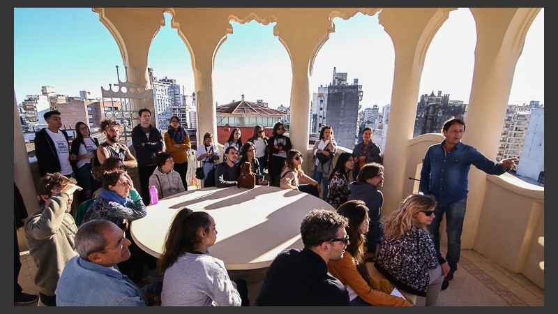 En lo más alto del Palacio Cabanellas. Mucha gente participó del evento.