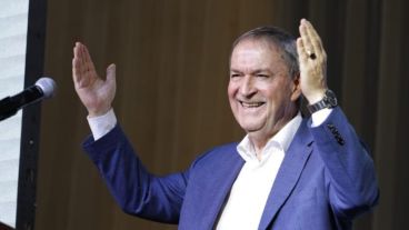 El mandatario cordobés seguirá otros cuatro años en el cargo.