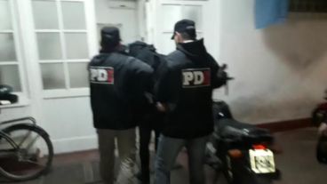 La PDI difundió una imagen del operativo en Centeno al 2500.