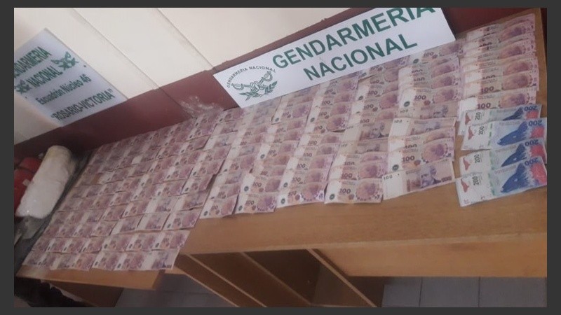 Gendarmes realizaron el operativo a la altura de Luis Palacios.