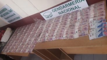 Gendarmes realizaron el operativo a la altura de Luis Palacios.