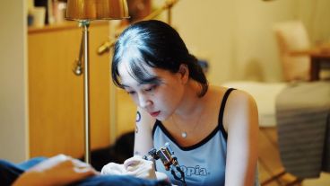 Es como si estuvieran impresos en la piel.