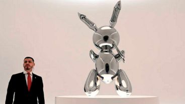 Una escultura del estadounidense Jeff Koons batió el récord este miércoles.