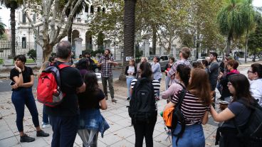 Los Tribunales Federales sobre bulevard Oroño es uno de los puntos destacados del circuito.