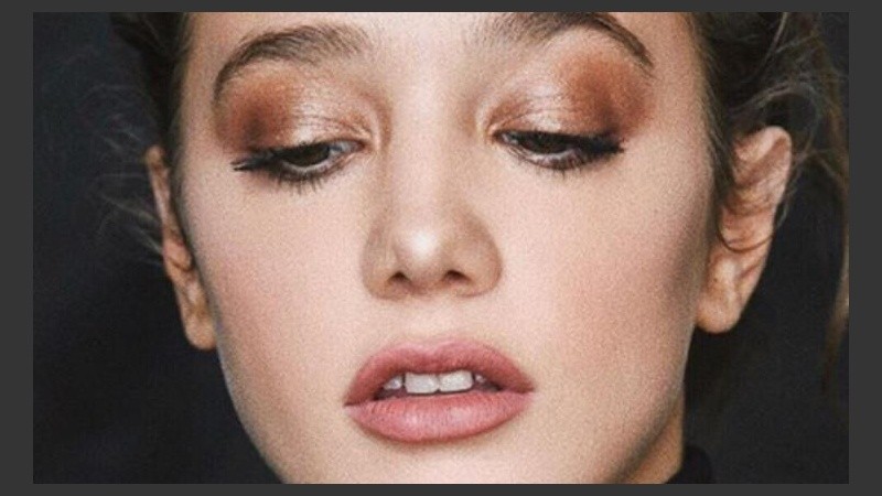 La joven se hizo un cambio radical. 