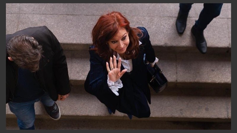 Cristina al ingresar a los Tribunales. 