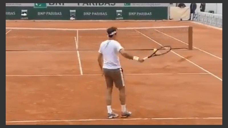 Arte y dominio absoluto de la raqueta por parte del suizo.