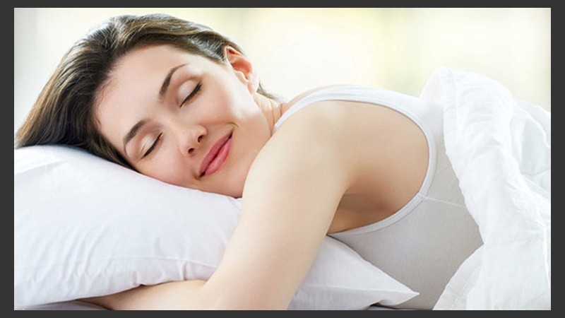 Una dieta que suba niveles de serotonina o melatonina hará que los hábitos de sueño sean estables.