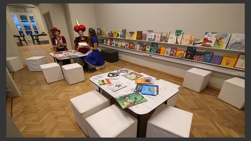 Así quedó la renovada Biblioteca Argentina Dr. Juan Álvarez.