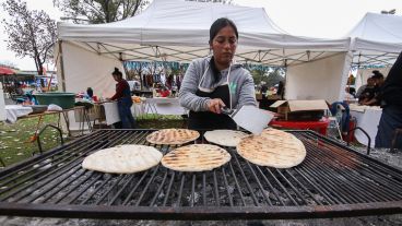 En el parque Yrigoyen se pudo disfrutar y degustar tortas asadas.