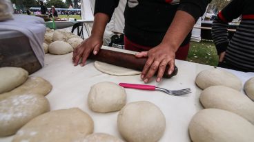 Las tortas se prepararon en el momento. Es una fiesta que ya es tradición.