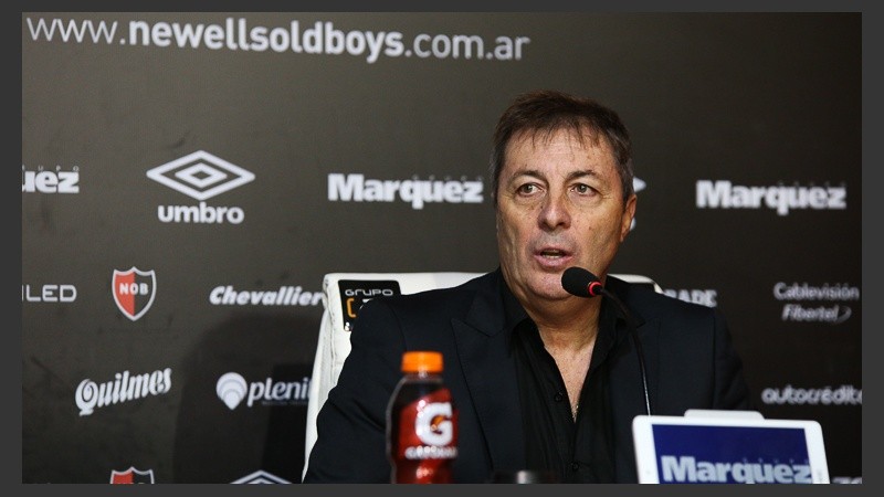 Kudelka respondió preguntas en su arribo a Newell's. 