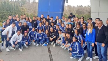 Todos y todas en el predio de Ezeiza.