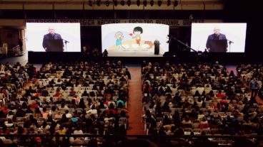 El multitudinario congreso que el gobernador inauguró en Santa Fe.
