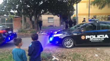 Los bomberos fueron a la casa por un incendio pero se trató de un homicidio.