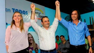 Abrumadora victoria del espacio gobernante.