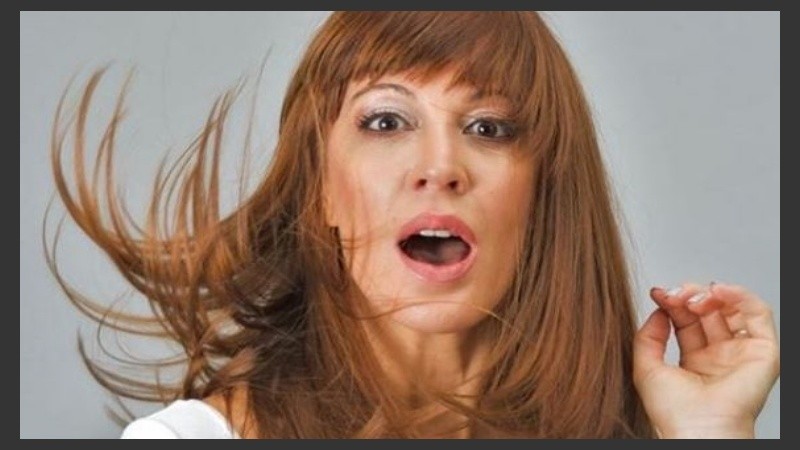 La actriz reflexionó sobre su interior y exterior con una osada foto.