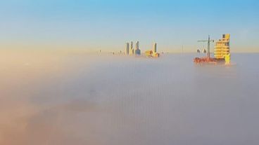 Una imagen celestial brinda hoy la ciudad.