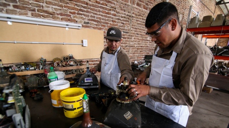 Jóvenes del programa Nueva Oportunidad forman parte de esta iniciativa.