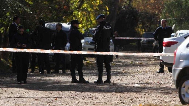 Detuvieron a la hija del matrimonio asesinado y al yerno. 