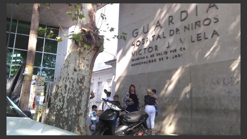 El niño ingresó a la guardia en una ambulancia del Sies.