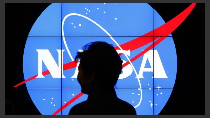 Se trata de un dispositivo (app) para mantener la integridad física y psicológica de los astronautas en sus misiones a Marte.