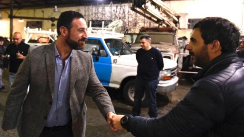 El candidato a intendente Roberto Sukerman en su último día de campaña.