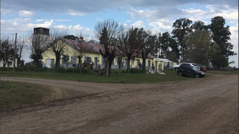 Una de las escuelas rurales donde llegó el trabajo final.