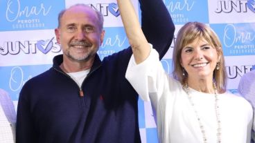 Los flamantes gobernador y vice electos.