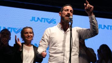 Sukerman, cuando salió a hablar en el Centro Cultural Atlas.