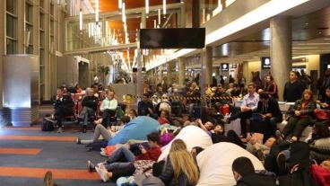 Los barras fueron frenados en Ezeiza.