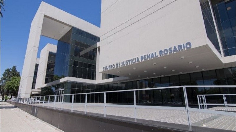 La condena se firmó en el Centro de Justicia Penal de Rosario. 