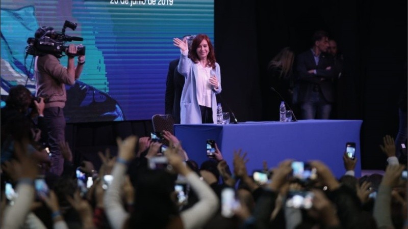 Cristina retomará las actividades proselitistas el 8 de octubre.