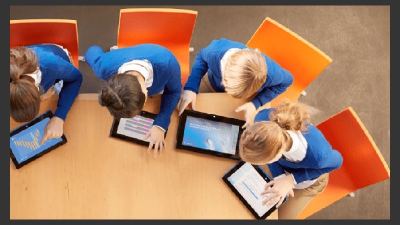 Este pensamiento posibilita desarrollar la capacidad para planear, aprender y programar, en el sentido amplio.