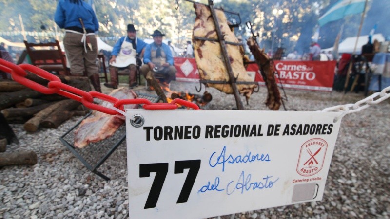 Precios populares para comer asado.