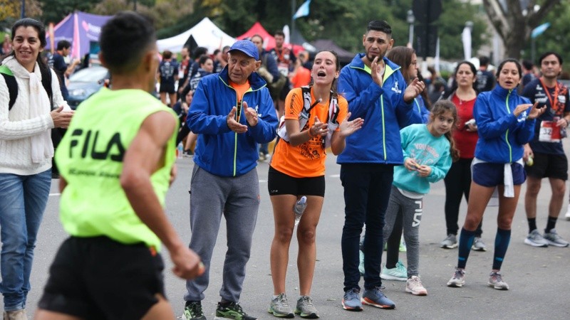 Postales de la 18ª Maratón Internacional de la Bandera en Rosario. 