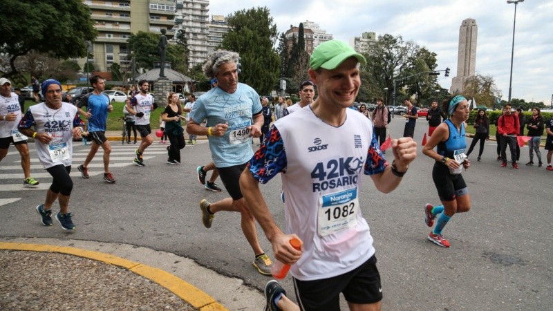 Postales de la 18ª Maratón Internacional de la Bandera en Rosario. 