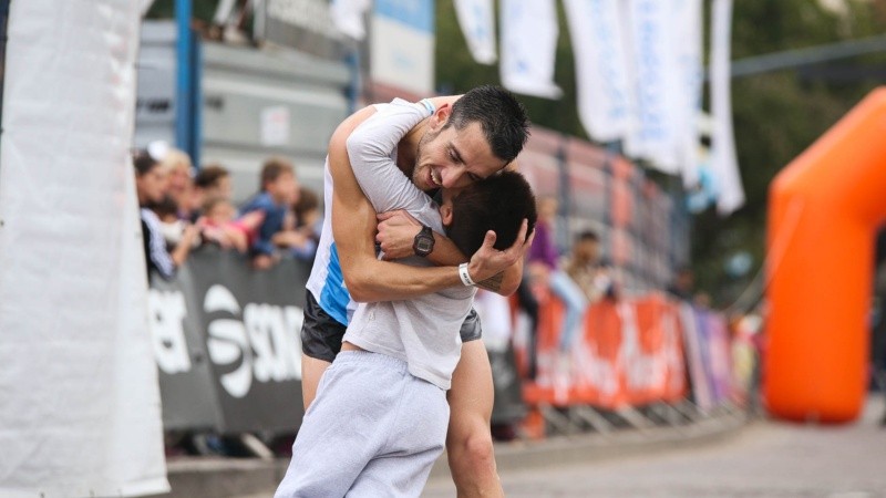 Postales de la 18ª Maratón Internacional de la Bandera en Rosario. 