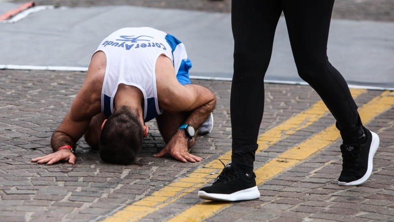 Postales de la 18ª Maratón Internacional de la Bandera en Rosario. 