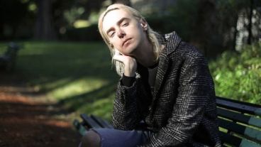 Salgan del clóset pero elijan bien la ropa antes, avisa Benito Cerati.